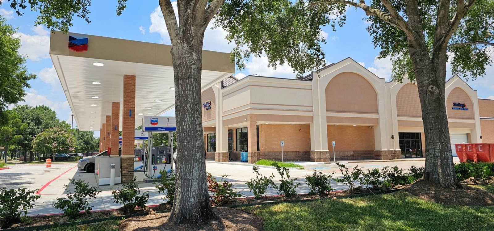 Roadeo Express Smileys Katy Exterior Side View 1 Scaled